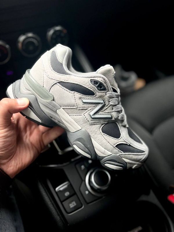Кросівки Жіночі New Balance 9060 Gray 21636 фото