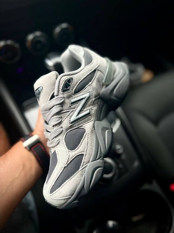 Кросівки Жіночі New Balance 9060 Gray 21636 фото